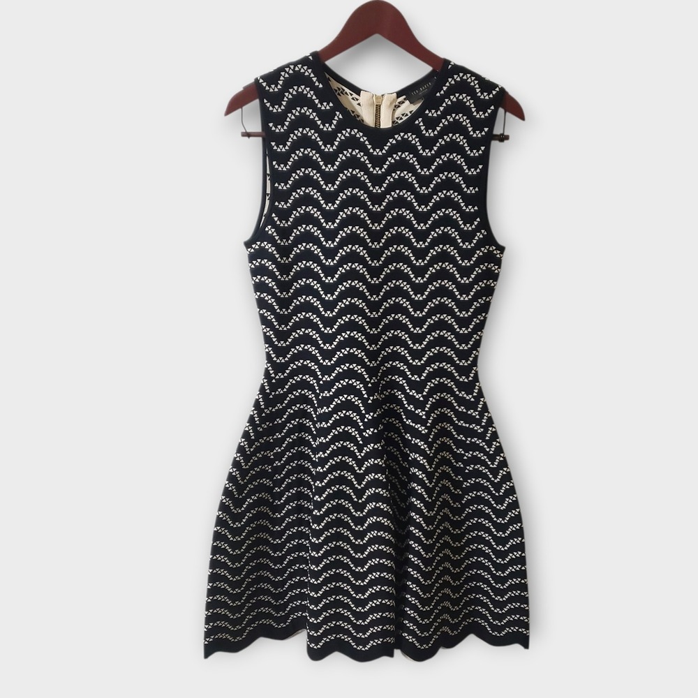 Ted Baker Bryena Fit n Flare Skater Dress Black Cream Geo Chevron Size 3 US 8